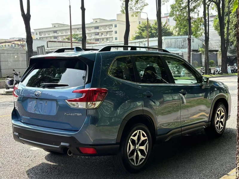 Subaru Forester — фото 4