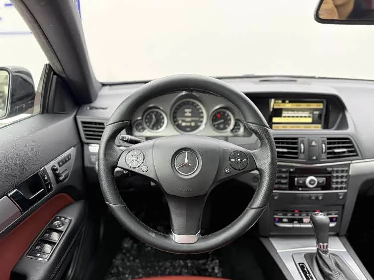 Mercedes-Benz E-Class (Imported) — фото 19