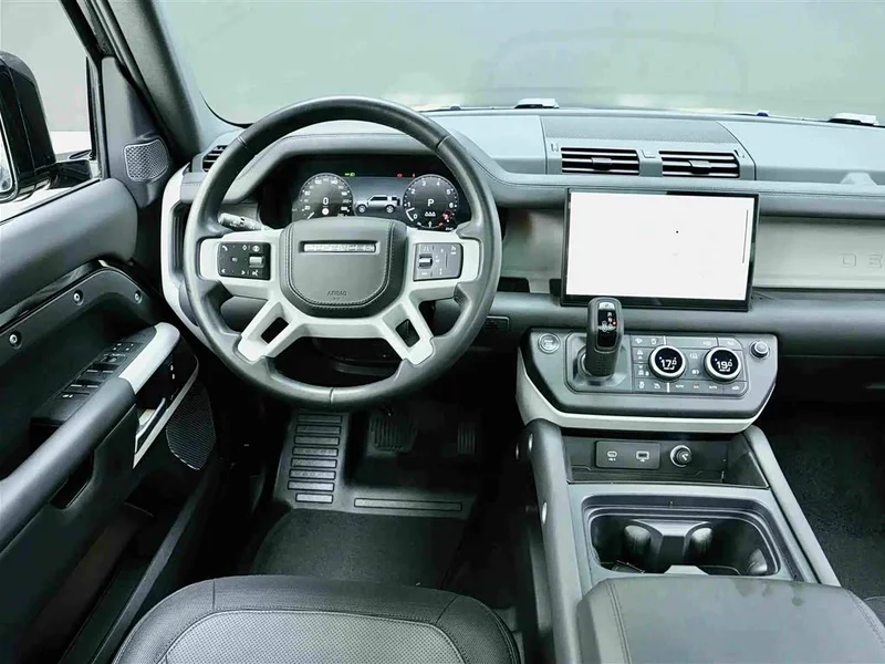 Land Rover Defender — фото 14
