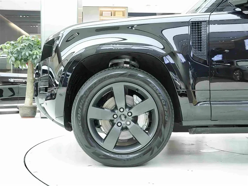 Land Rover Defender — фото 21