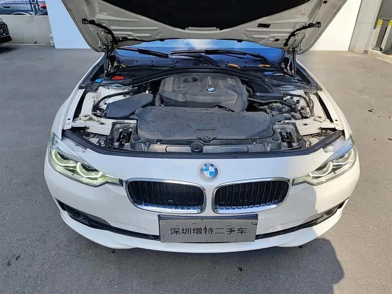 BMW 3-Series — фото 18