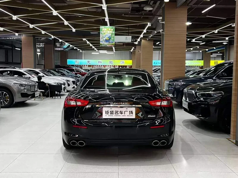Maserati Ghibli — фото 12