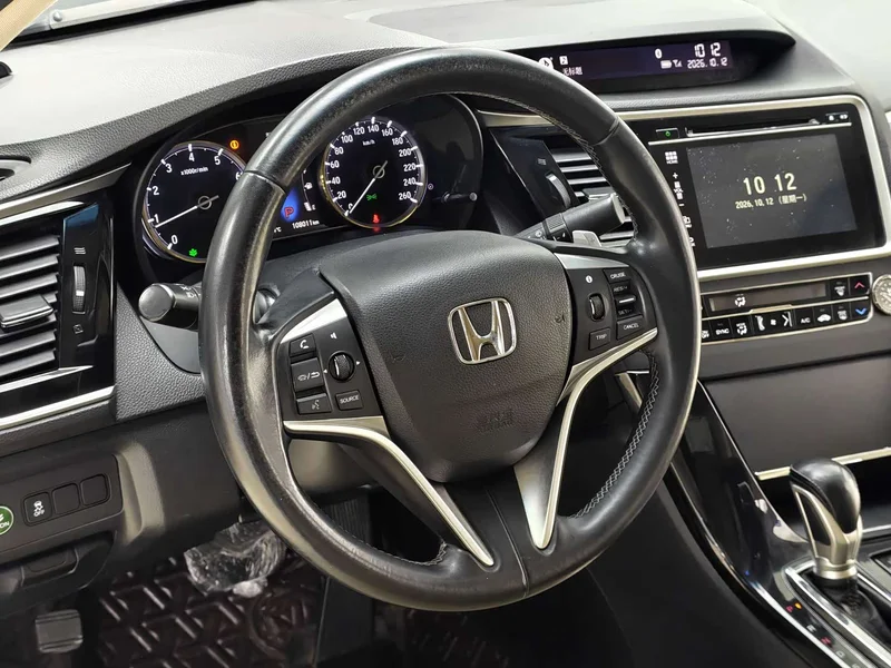 Honda Spirior — фото 12