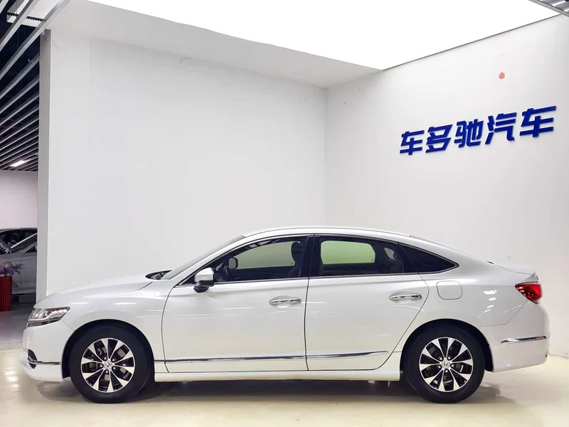 Honda Spirior — фото 4