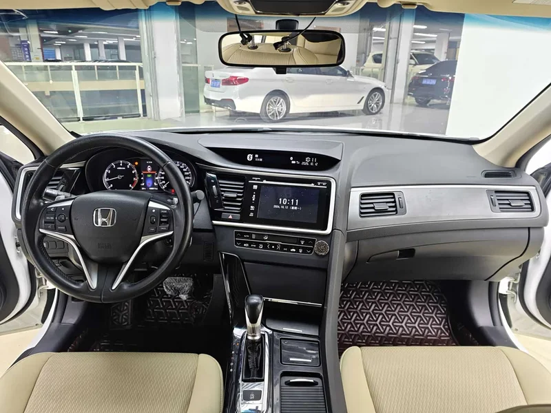 Honda Spirior — фото 10