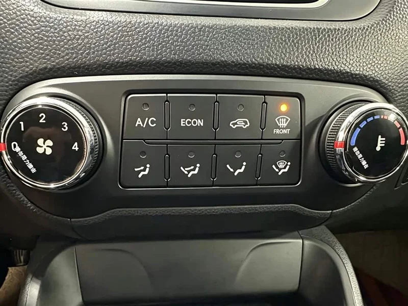 Hyundai ix35 — фото 15