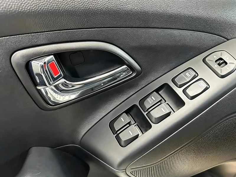 Hyundai ix35 — фото 17