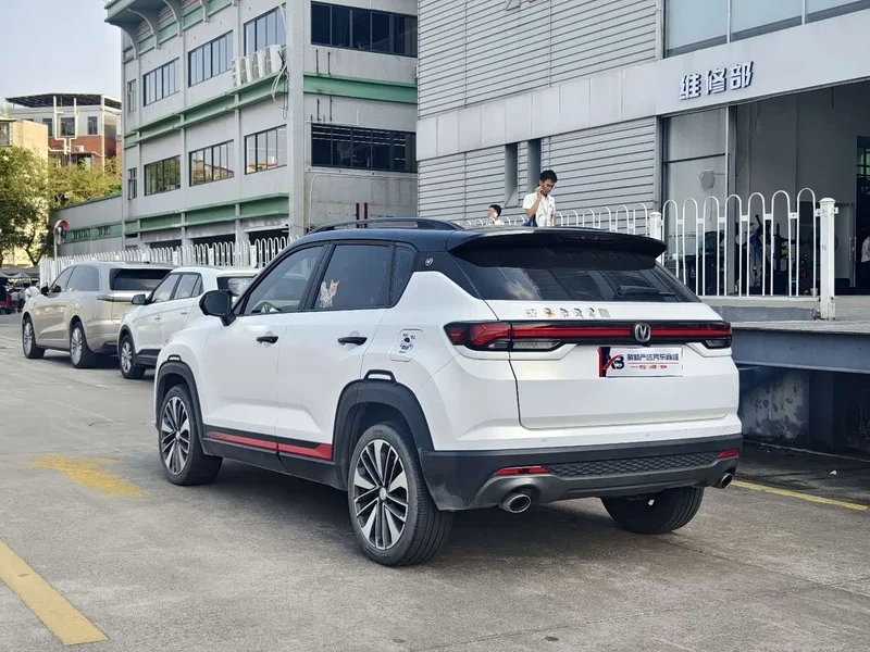 Changan CS35PLUS — фото 3