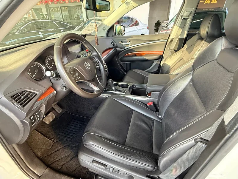 Acura MDX — фото 4