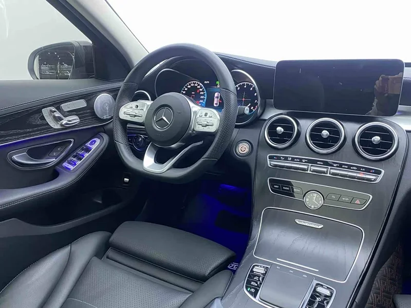 Mercedes-Benz C-Class — фото 17