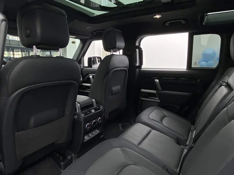 Land Rover Defender — фото 28