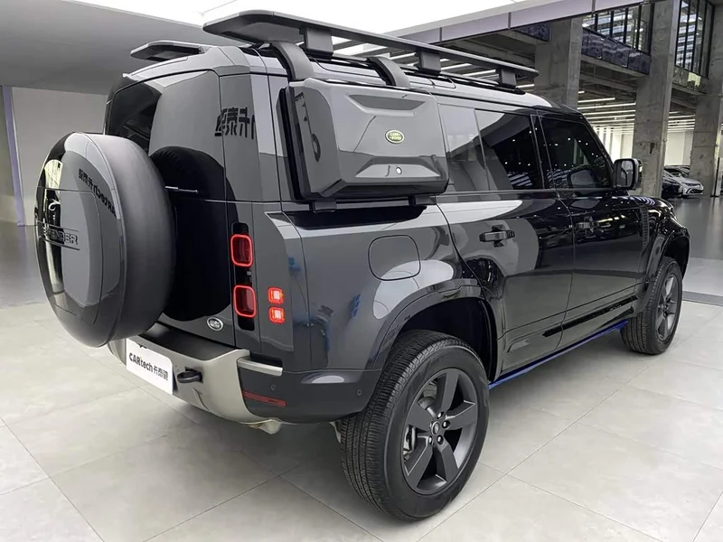 Land Rover Defender — фото 3