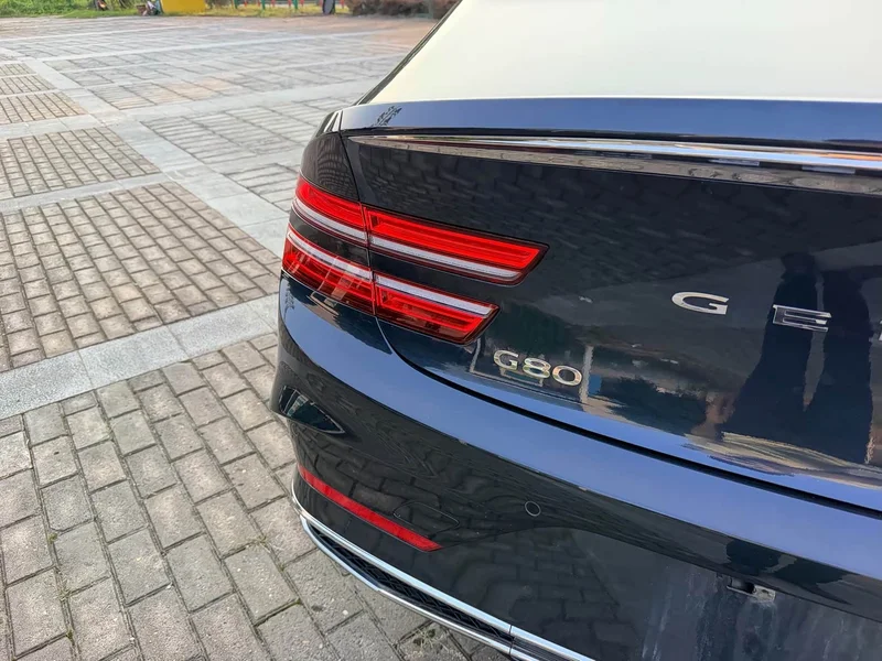 Genesis G80 — фото 14