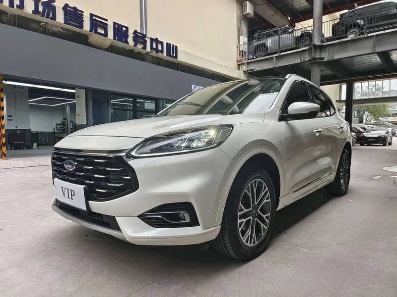 Ford Edge — фото 1