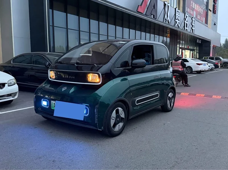 Baojun KiWi EV — фото 1