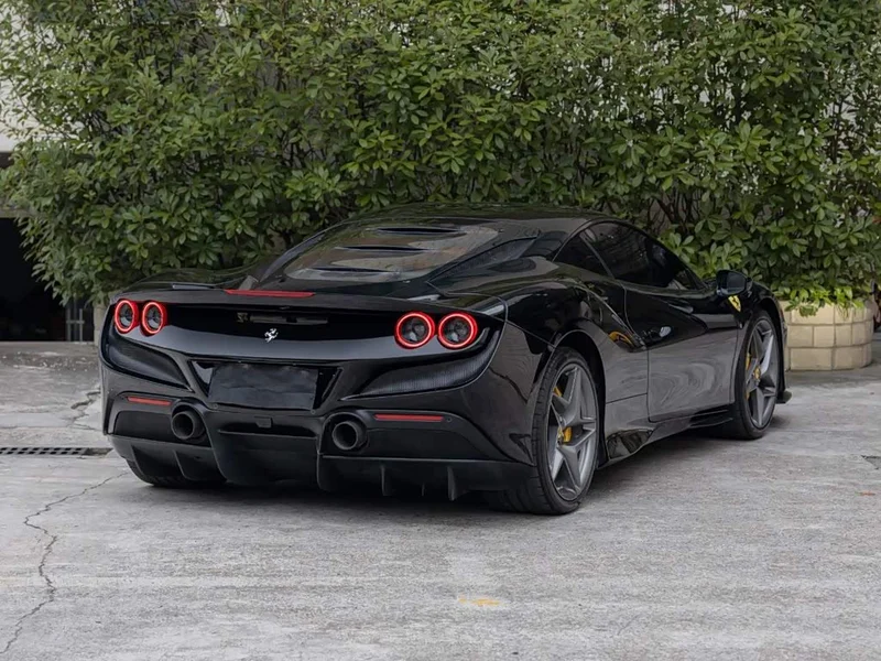 Ferrari F8 — фото 4