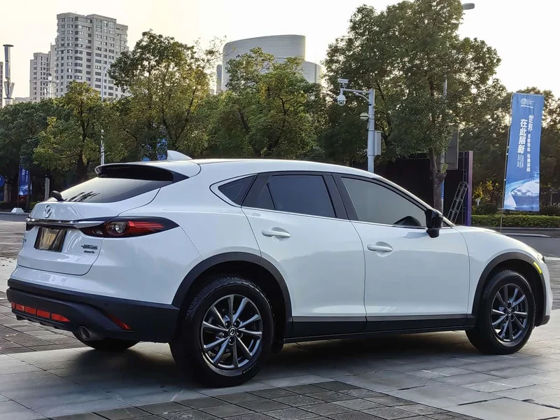 Mazda CX-4 — фото 5