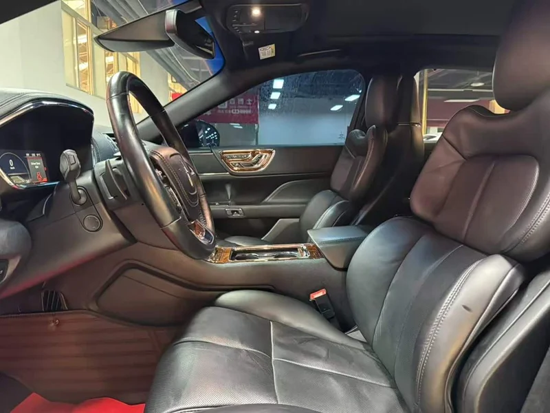 Lincoln Continental — фото 8