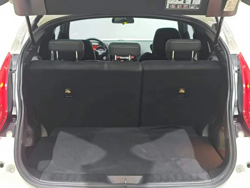 Infiniti ESQ — фото 25