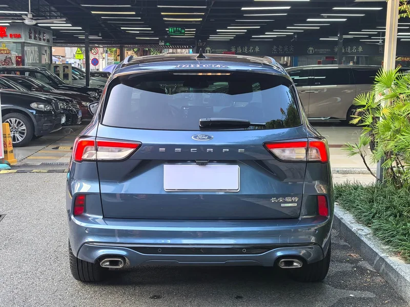 Ford Edge — фото 19
