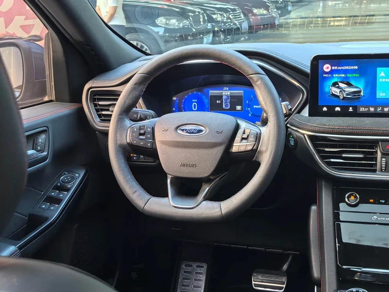 Ford Edge — фото 8
