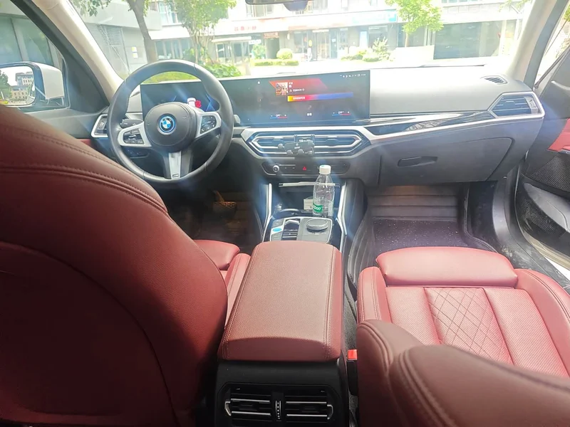 BMW i3 — фото 11