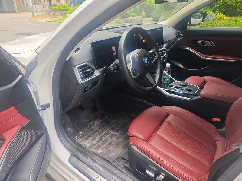 BMW i3 — фото 7