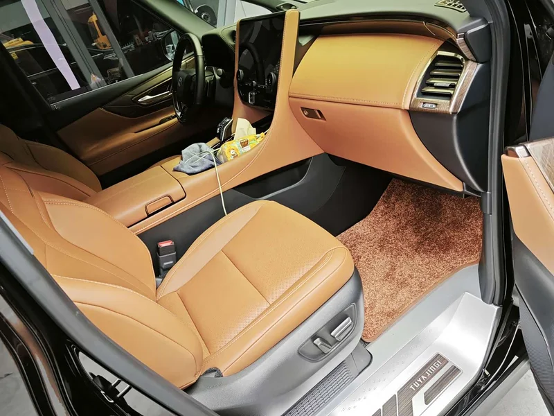 Toyota Alphard — фото 5
