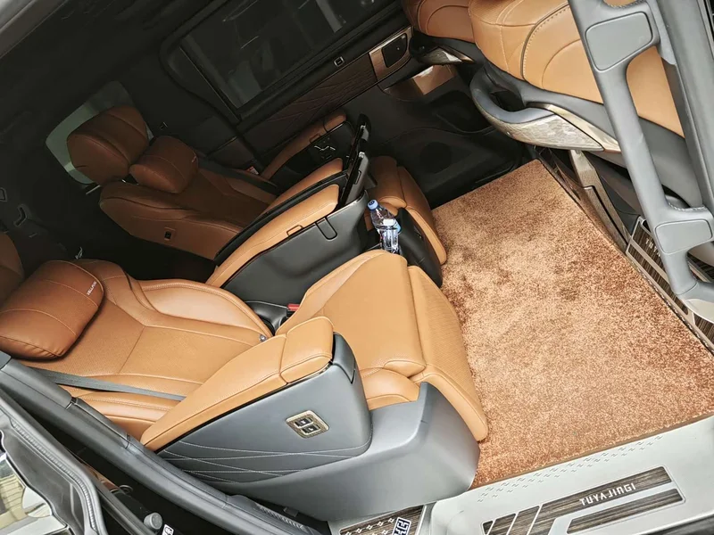 Toyota Alphard — фото 6