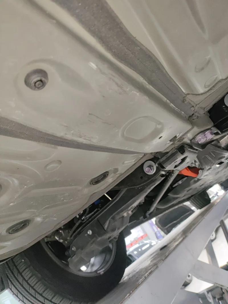 Toyota Alphard — фото 10