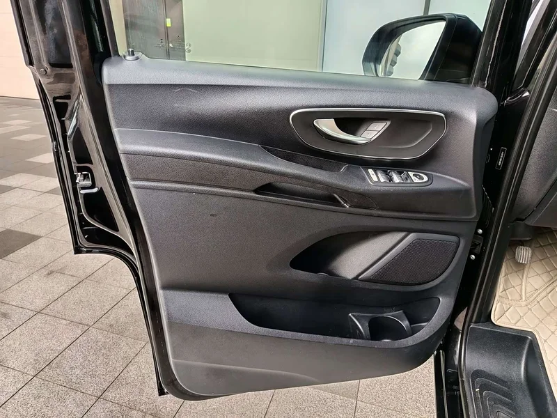 Mercedes-Benz Vito — фото 16