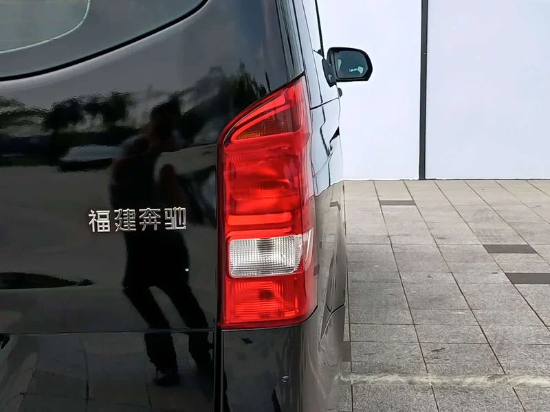 Mercedes-Benz Vito — фото 18