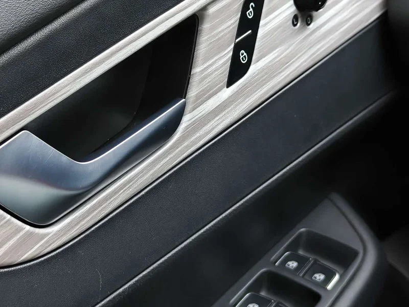 Hongqi E-QM5 — фото 13
