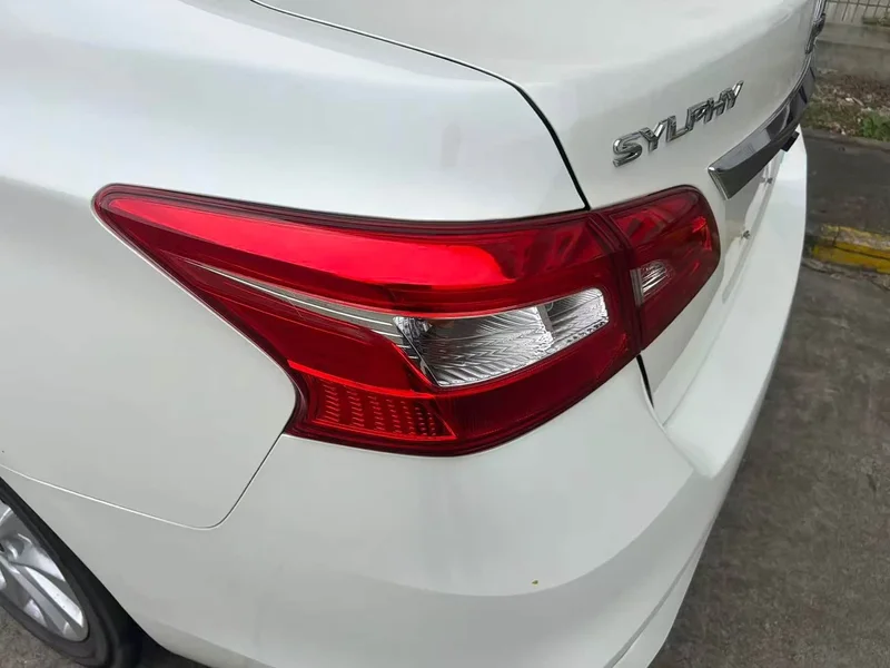 Nissan Sylphy — фото 4