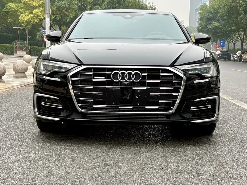 Audi A6L — фото 2
