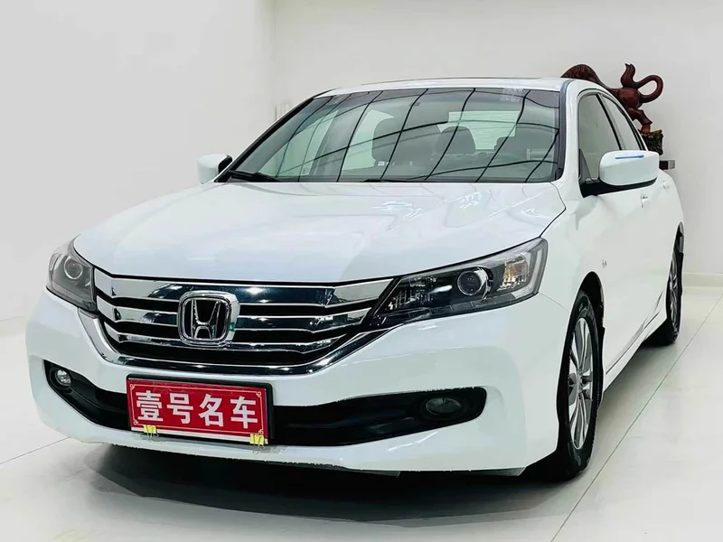Honda Accord — фото 2
