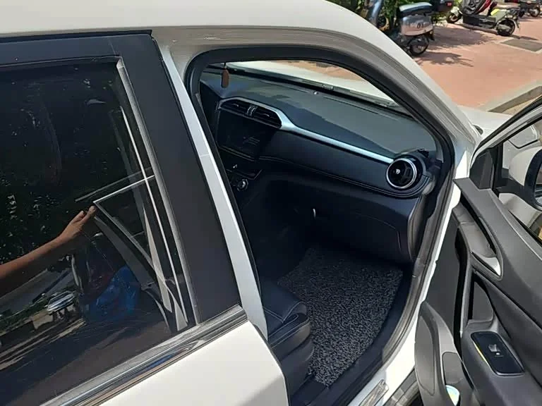 Skoda Kodiaq — фото 19