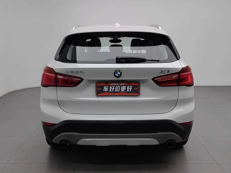 BMW X1 — фото 4