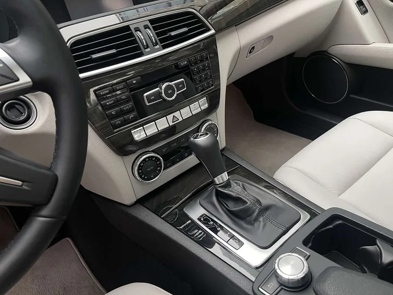 Mercedes-Benz C-Class — фото 16