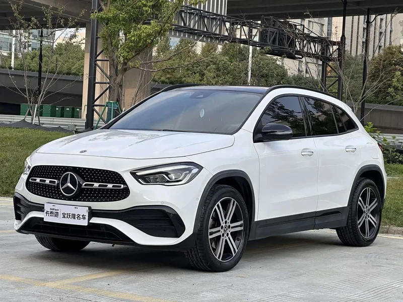 Mercedes-Benz GLA — фото 1