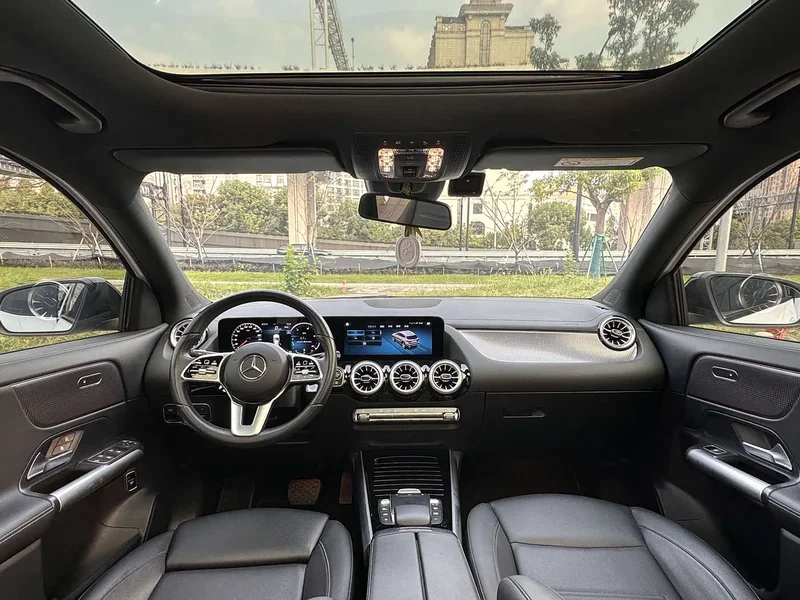 Mercedes-Benz GLA — фото 13