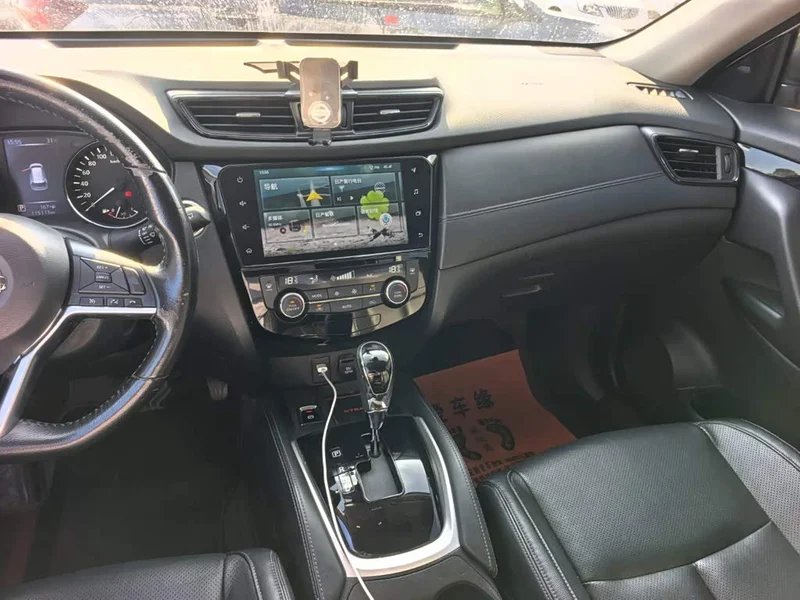 Nissan X-Trail — фото 13