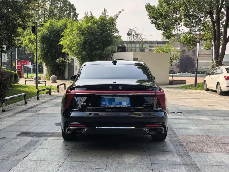 Hongqi H5 — фото 6