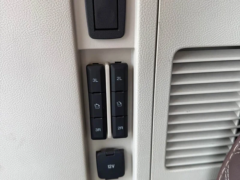 Ford Edge — фото 14