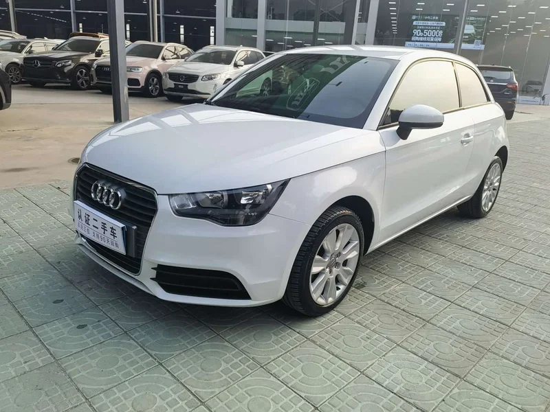 Audi A1 — фото 1