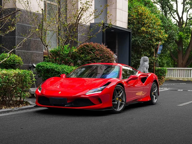 Ferrari F8 — фото 1