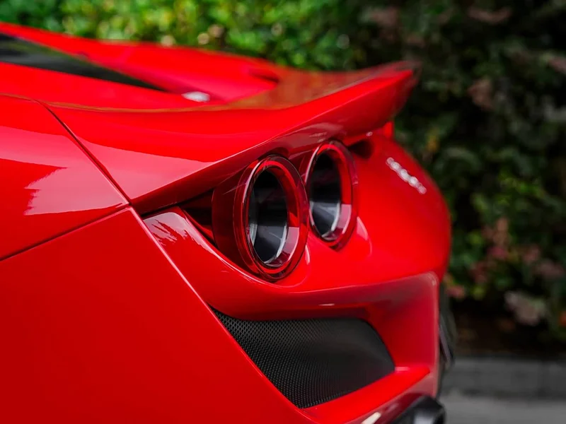 Ferrari F8 — фото 5