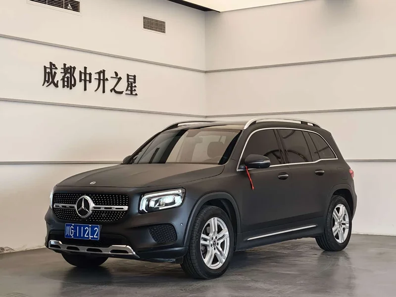 Mercedes-Benz GLB — фото 1