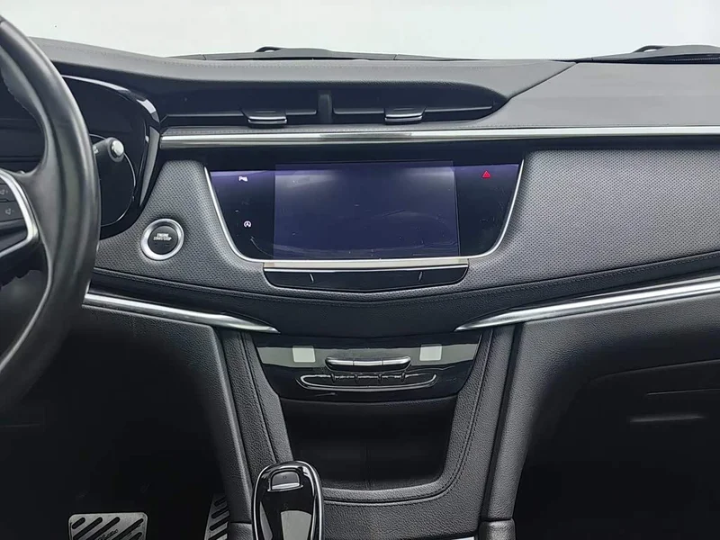 Cadillac XT5 — фото 12