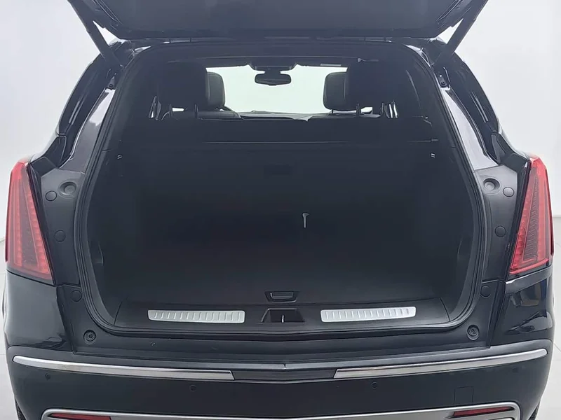 Cadillac XT5 — фото 16